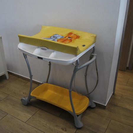 Květinové apartmány u Jordů Marenice Extérieur photo